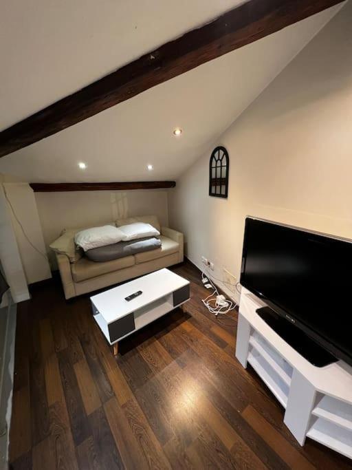 Pepite Rare 8 Personnes Au Coeur Battant Du Vieux Lyon Appartement Buitenkant foto